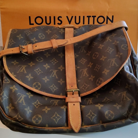 LOUIS VUITTON VINTGE SAUMUR 30 MONOGRAM CROSSBODY DOUBLE BAG,CERTIFIED AUTHENTIC - Picture 2 of 16